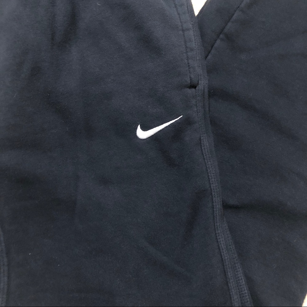♦️SOLD♦️ Nike Black Sweatpants - Picture 2 of 7